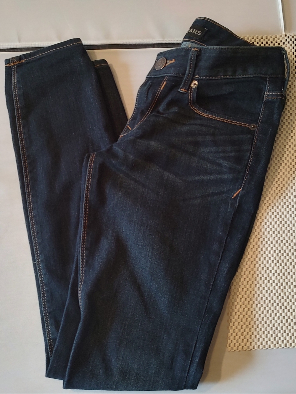 Express Jeans Women's Size 0R Legging Low Rise Gently Used Dark Wash